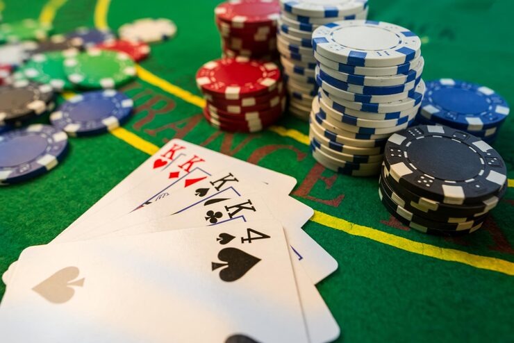 ss77 live dealer gaming table and tournament schedule display